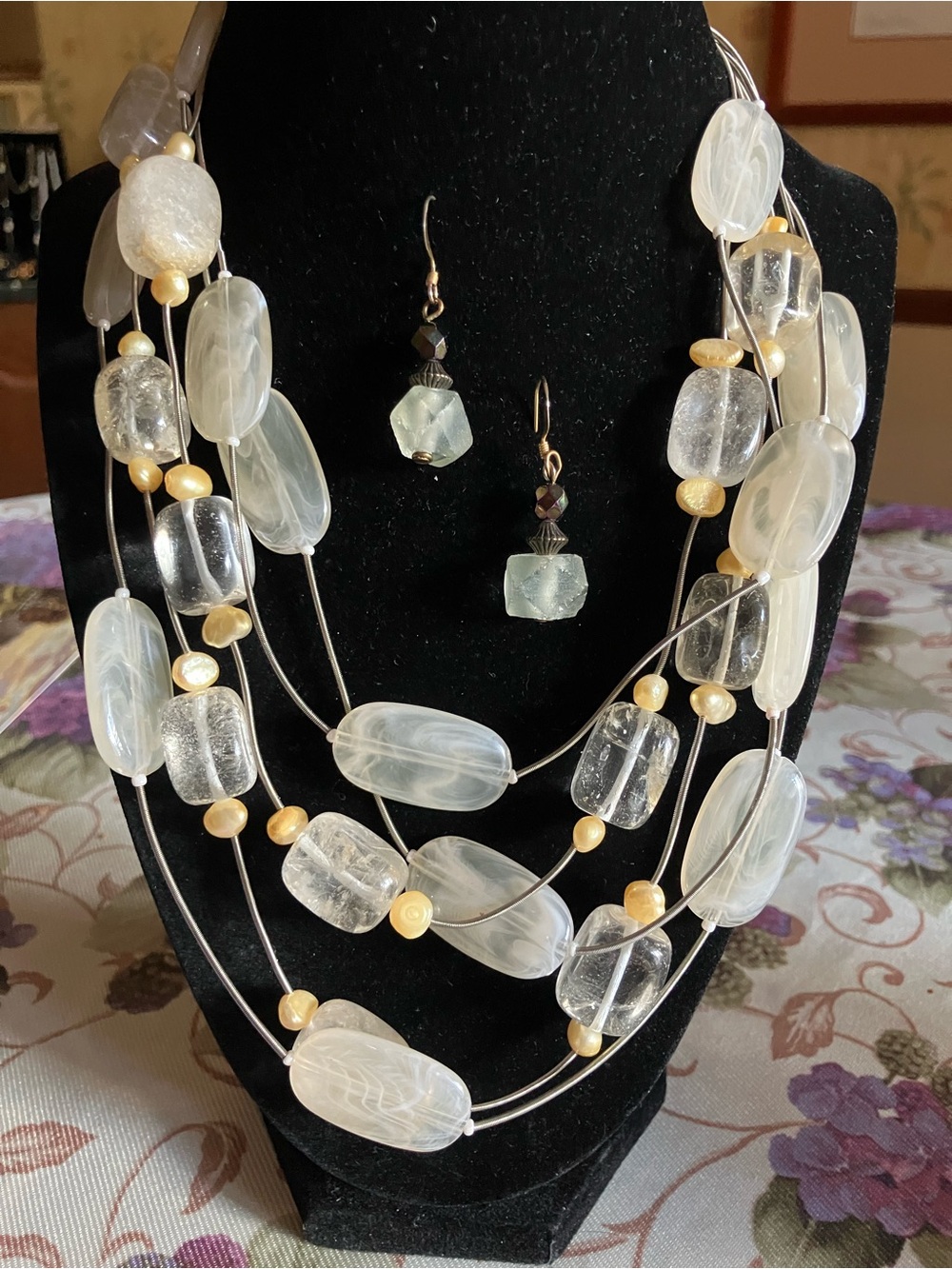 VINTAGE MULTI STRAND STATEMENT LUCITE NECKLACE AND EARRING SET